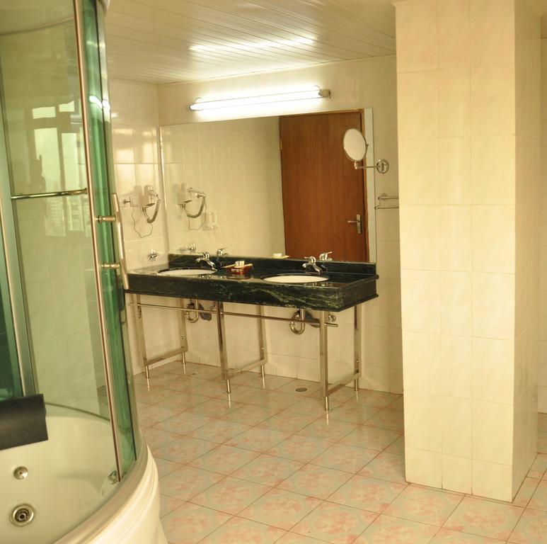 Churchill Addis Ababa Hotel الغرفة الصورة